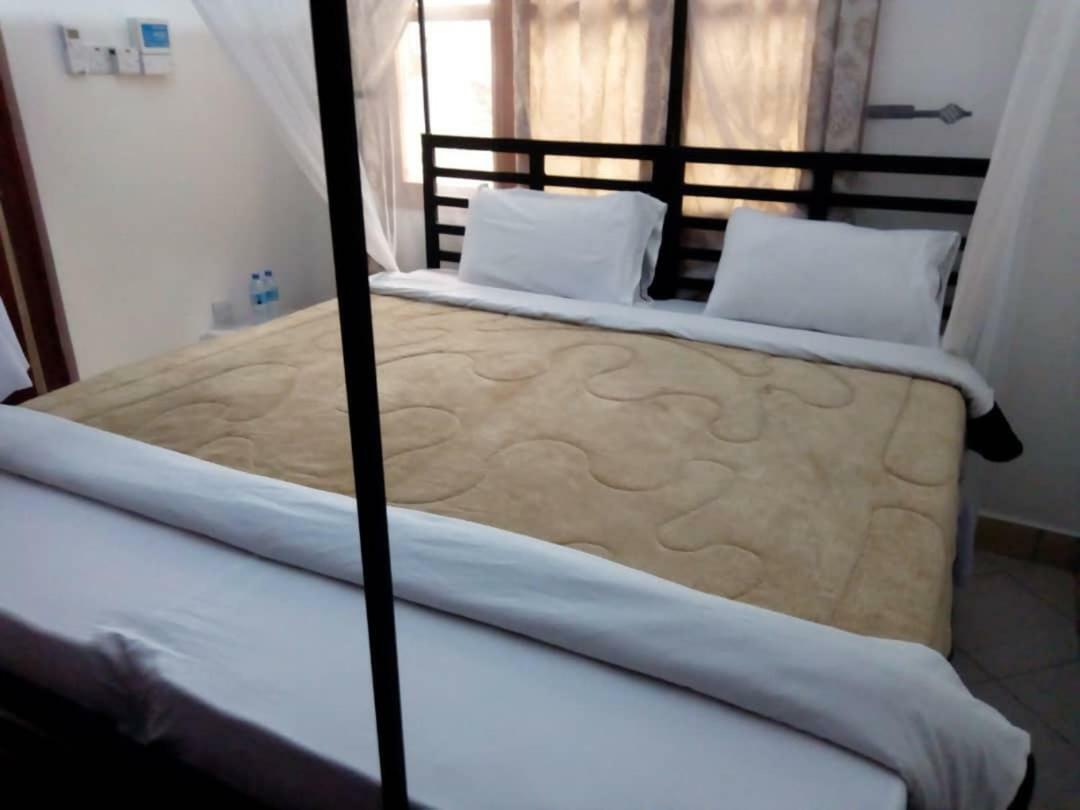 Le Parlour Boma la Ngombe Exterior foto