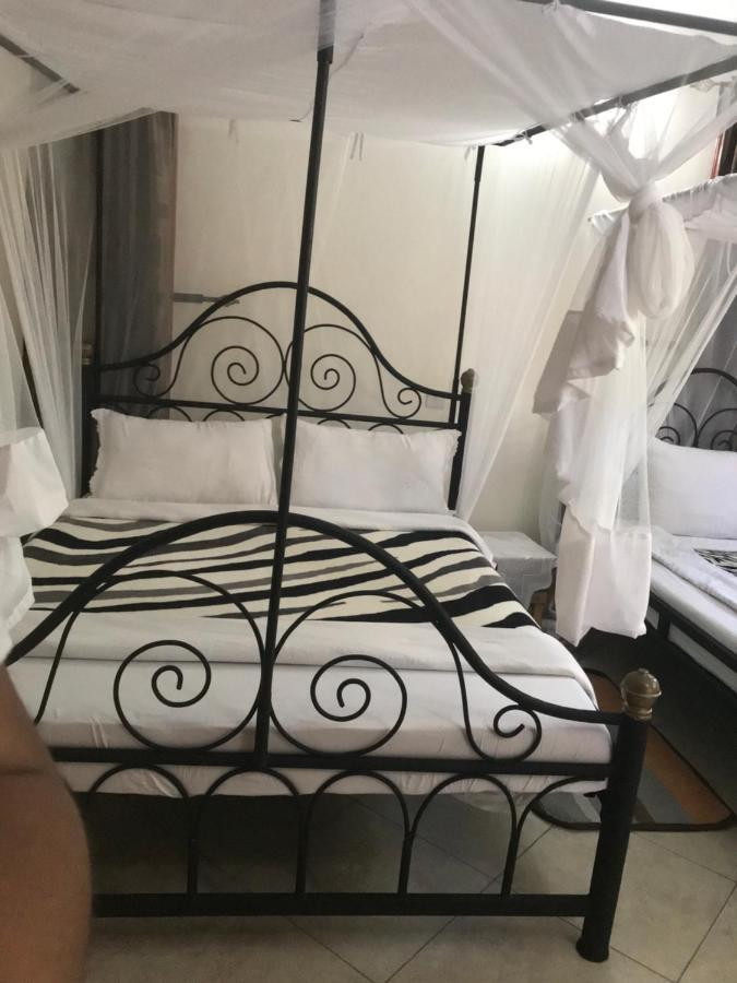 Le Parlour Boma la Ngombe Exterior foto